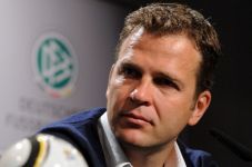 Klopp Hengkang, Bierhoff...