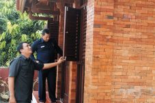 Proyek Majapahit Setengah...