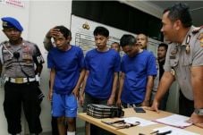 Polisi Tembak 2 Begal...