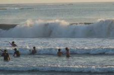 Penjual Bir di Pantai...