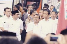 Turis Asing Sangka Ridwan...