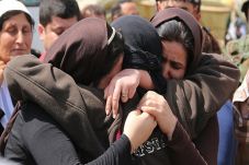 ISIS Perkosa Gadis Yazidi...