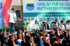 Jokowi Ajak PMII Kawal...