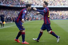 Gol Cepat Suarez Bawa...