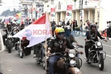 Gerbang Tol Dijaga Polisi...
