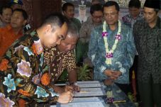 Serap Garam Lokal‎,...