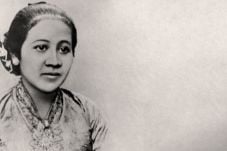 Mengenang Kartini, Tidak...