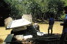 Jembatan Kadigunung...