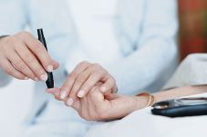 Pengendalian Diabetes...