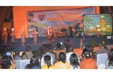 Humbahas Pentaskan Kearifan...