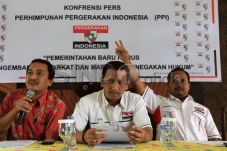 Pecat 3 Ketua DPC, Tanda...