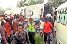 Ugal-ugalan, Bus Sumber...