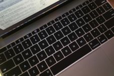 8 Laptop, Ultrabooks...