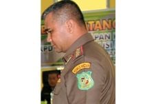 M Sofyan Cuma Bisa Memantau