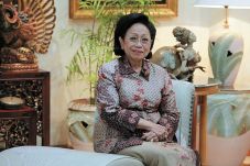 Wanita Harus Mengukir...
