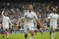 Aksi Chicharito Tuai...