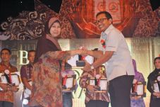 Semen Gresik Optimistis...