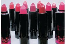 Lipstik Berbahan Alami