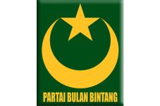 Yusril: Saya Alternatif...