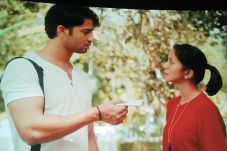 Film Turis Romantis...