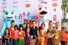 Ekspresi dan Gaya MNC...