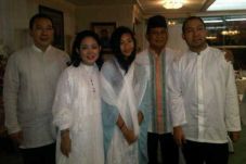 Keluarga Cendana Harus...