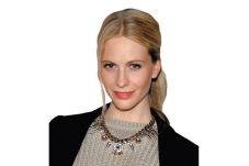 Poppy Delevingne untuk...