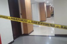 Bareskrim Geledah Kantor...