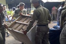 Satpol PP Gadungan Kepergok...