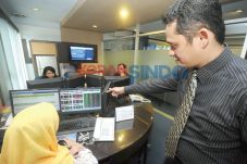 Bursa Saham Indonesia...