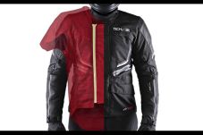 BMW Gandeng Alpinestars...