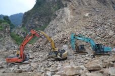 Tersangka Longsor Gunung...