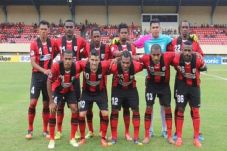 Luar Biasa, Persipura...