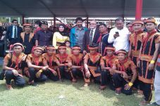 Hadir di HUT Kopassus,...