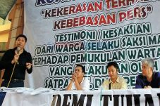 Penghuni Dukung Proses...