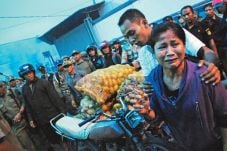 Pedagang-Tim Gabungan...