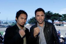 Hati De La Hoya Tetap...
