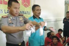 Bandar Narkoba Labusel...