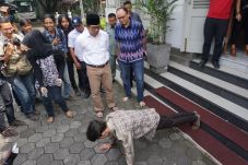 Perusak Fasilitas KAA...