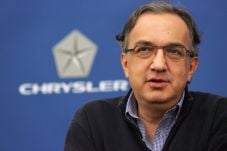 CEO Fiat-Chrysler Buka...