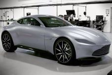 Jaguar C-X75 Kejar-kejaran...