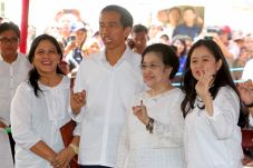 Kader PDIP Sambangi...