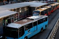 Busway Diperluas ke...