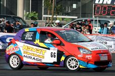 Mitsubishi Mirage Juara...