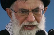 Khamenei: AS Dukung...
