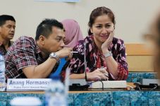 Rektor Ngeluh Biaya...