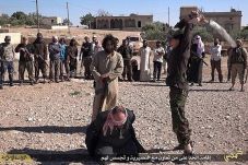 ISIS Penggal 2 Pria...