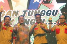 Phapros Kembangkan Produk...