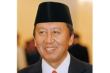 Luka Bakar Serius, Dubes...
