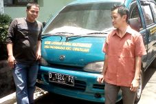 Siapkan Mobil Layanan...